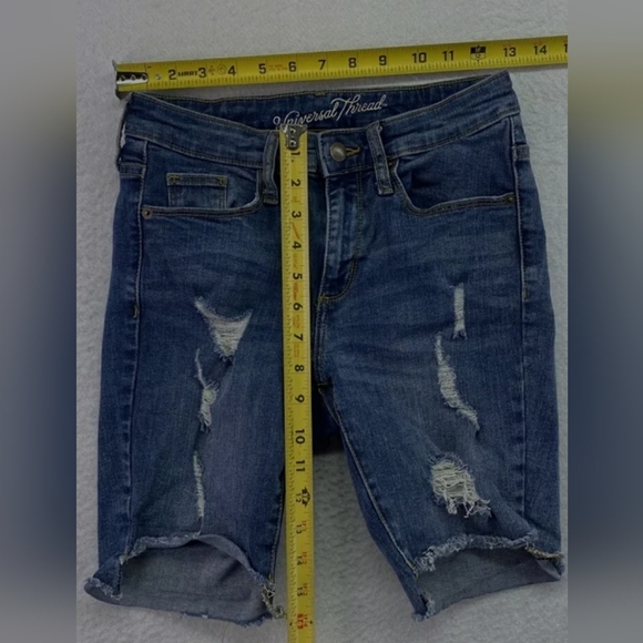 Universal Thread shorts - Picture 3 of 6